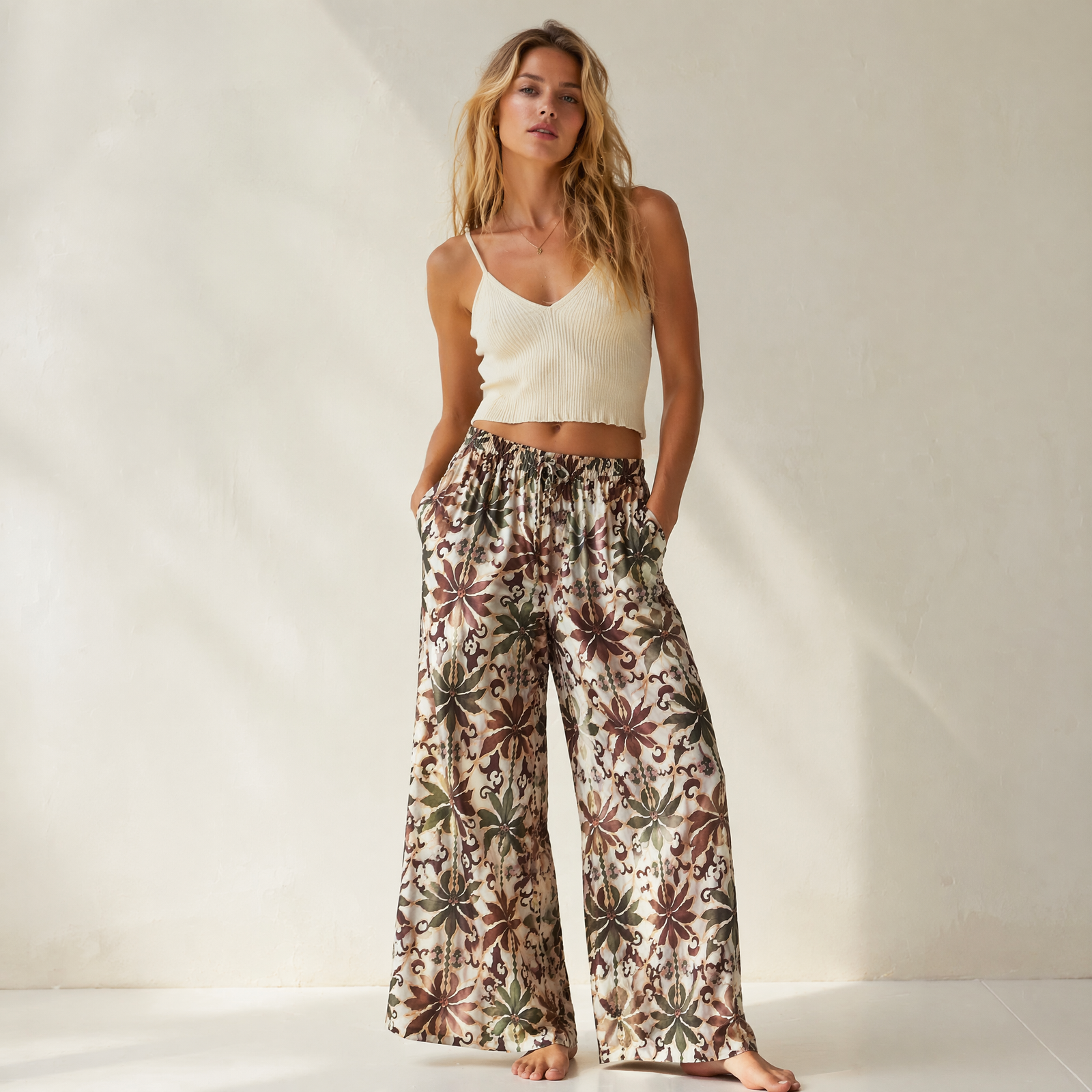 XUNA Weite Hose 940840 in Creme Braun am Model
